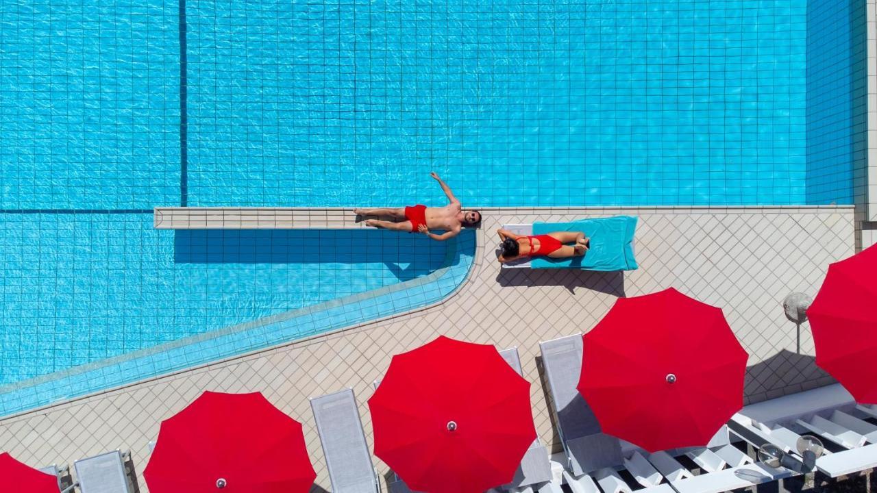 Hotel Ines Cattolica Buitenkant foto