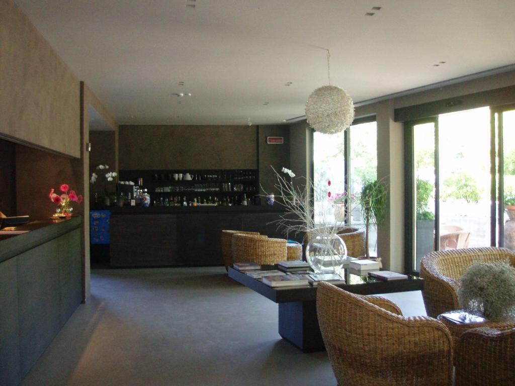 Hotel Ines Cattolica Buitenkant foto